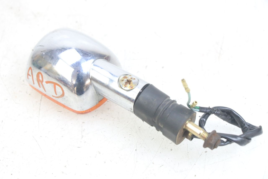 photo de REAR RIGHT TURN SIGNAL HONDA CA REBEL 125 (1995 - 2001) - Fixing points details
