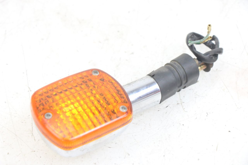 photo de REAR RIGHT TURN SIGNAL HONDA CA REBEL 125 (1995 - 2001) - Surface and material condition
