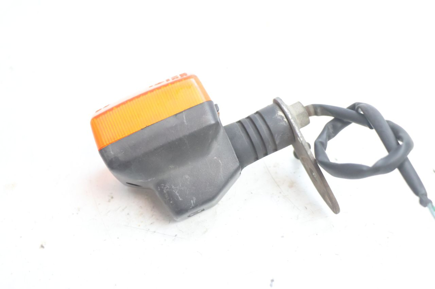photo de REAR RIGHT TURN SIGNAL HONDA CB TWO FIFTY 250 (1991 - 2002) - Product overview