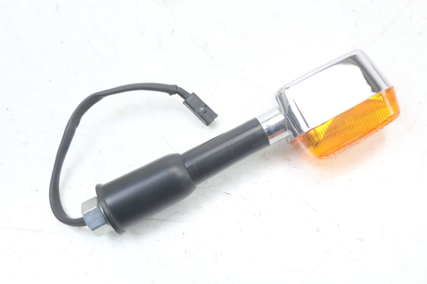 photo de REAR RIGHT TURN SIGNAL ROYAL ENFIELD CONTINENTAL GT 650 (2019 - 2024) - Main view