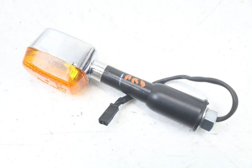 photo de REAR RIGHT TURN SIGNAL ROYAL ENFIELD CONTINENTAL GT 650 (2019 - 2024) - Product overview