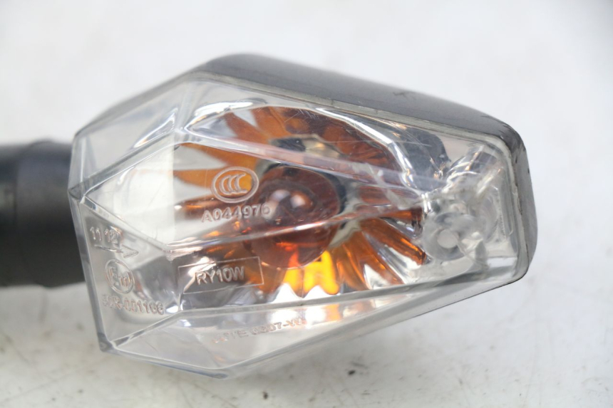 photo de REAR RIGHT TURN SIGNAL SYM CROX 4T 50 (2016 - 2023) - Product overview