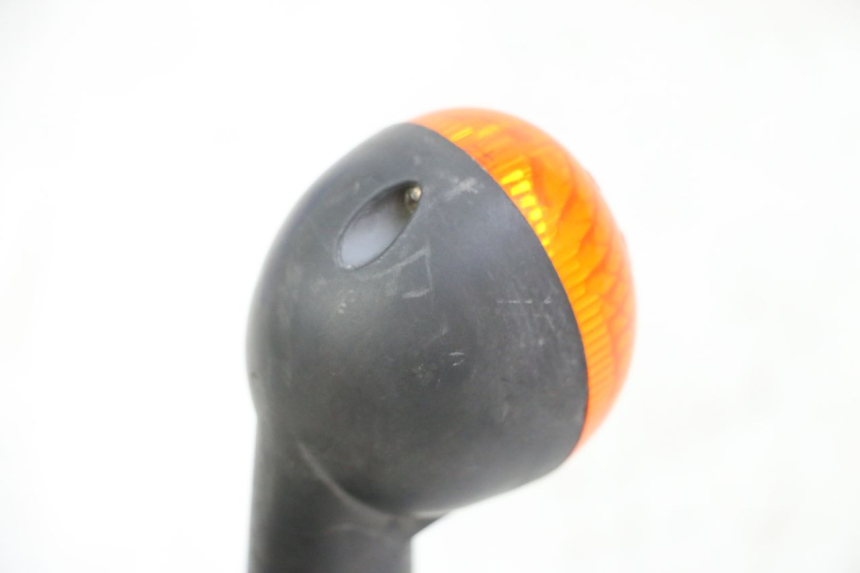 photo de REAR RIGHT TURN SIGNAL DAELIM BESBI 125 (2007 - 2008) - Component detail