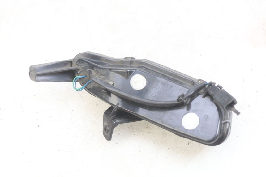 photo de RIGHT REAR TURN SIGNAL PEUGEOT DJANGO 4T 50 (2014 - 2019) - Alternative perspective