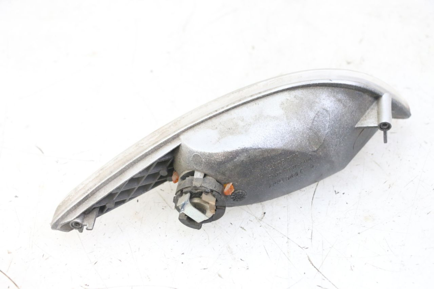 photo de REAR RIGHT TURN SIGNAL PEUGEOT ELYSTAR 125 (2002 - 2007) - Product overview