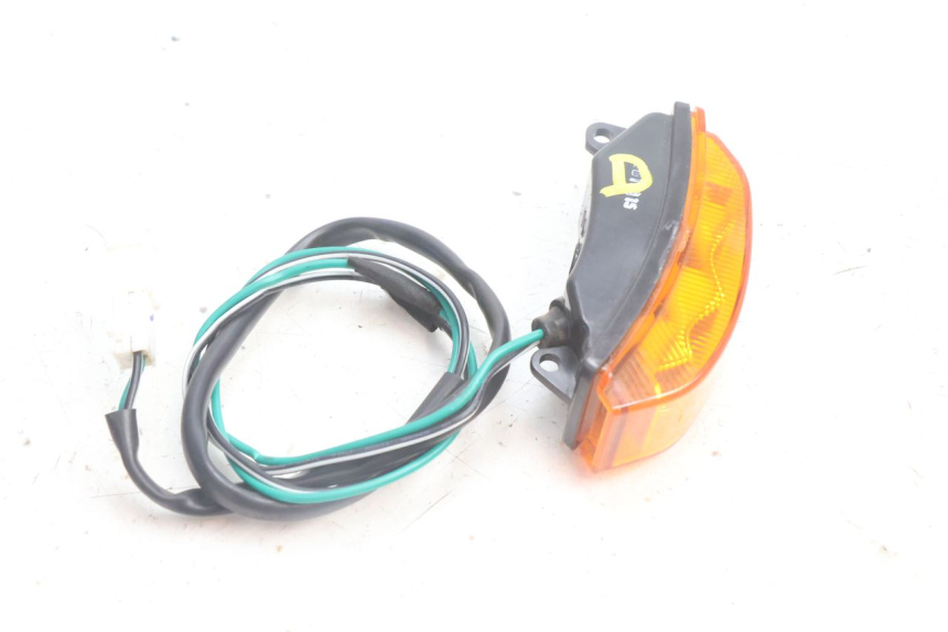 photo de REAR RIGHT TURN SIGNAL ASKOLL ESPRO 1 - Alternative perspective