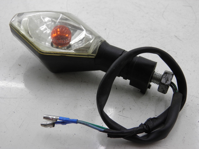 photo de REAR RIGHT TURN SIGNAL EUROCKA MATADOR 4T 50 (2010 - 2016) - Zoom on usage condition