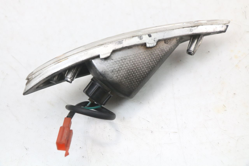 photo de REAR RIGHT TURN SIGNAL SYM FIDDLE 3 III 50 (2014 - 2020) - Alternative perspective
