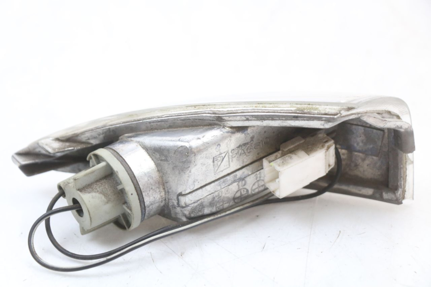 photo de RIGHT REAR TURN SIGNAL PIAGGIO FLY 2T 50 (2004 - 2017) - Technical close-up