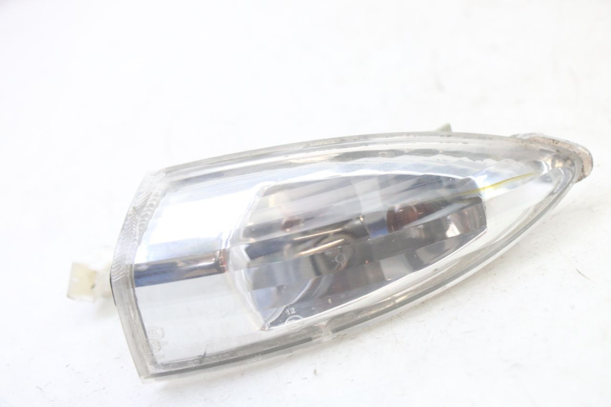 photo de RIGHT REAR TURN SIGNAL PIAGGIO FLY 2T 50 (2004 - 2017) - Component detail