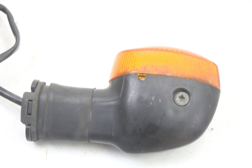 photo de REAR RIGHT TURN SIGNAL YAMAHA FZ6 FAZER S2 600 (2007 - 2011) - Technical close-up