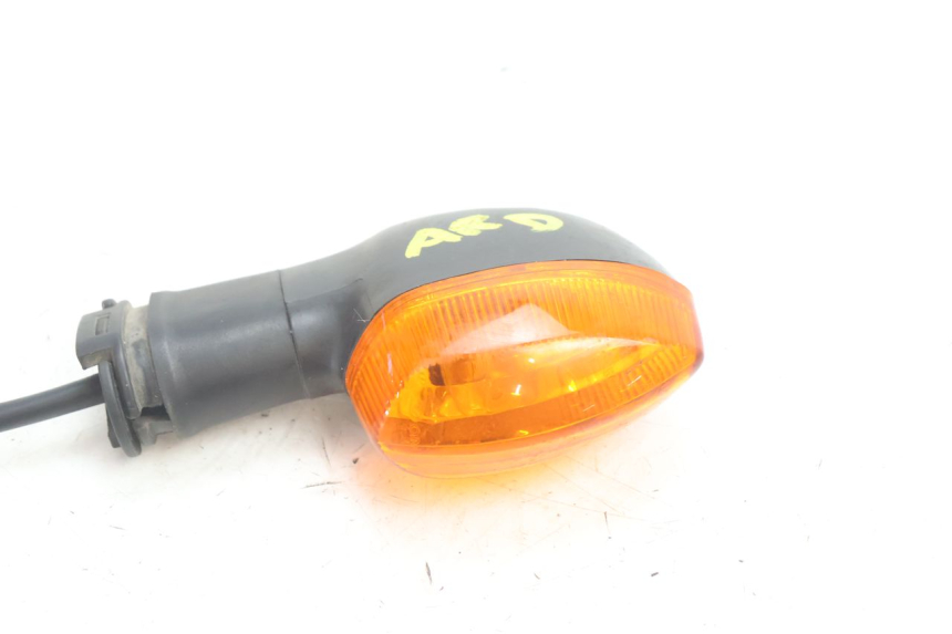 photo de REAR RIGHT TURN SIGNAL YAMAHA FZ8 800 (2010 - 2016) - Component detail