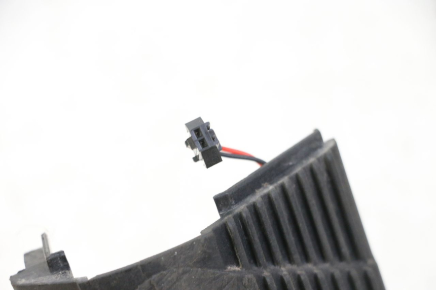 photo de REAR RIGHT TURN SIGNAL KUKIRIN G2 MASTER 1 - Product overview