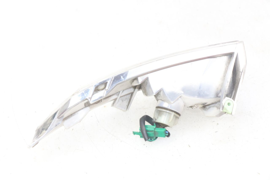 photo de REAR RIGHT TURN SIGNAL PEUGEOT GEOPOLIS 400 (2007 - 2013) - Product overview