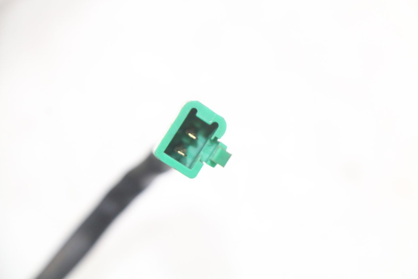 photo de REAR RIGHT TURN SIGNAL PEUGEOT GEOPOLIS RS 125 (2007 - 2009) - Surface and material condition