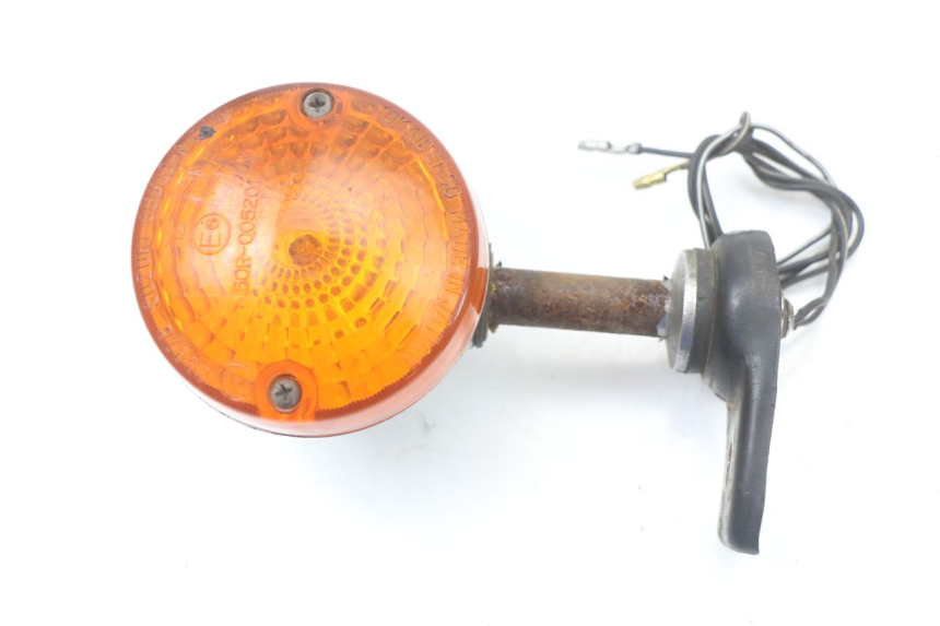 photo de REAR RIGHT TURN SIGNAL SUZUKI GN 125 (1997 - 2000) - Main view