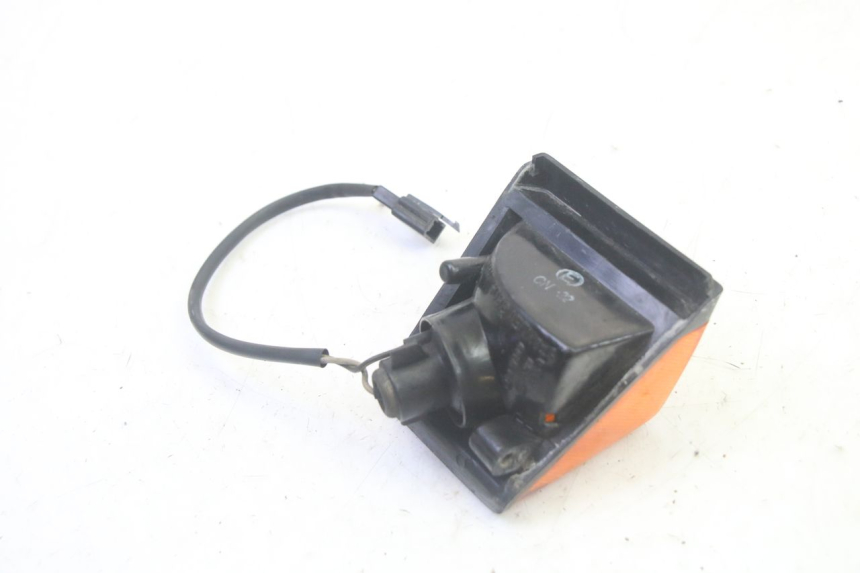 photo de REAR RIGHT TURN SIGNAL KAWASAKI GPX R WARBIRD 600 (1988 - 1993) - Technical close-up