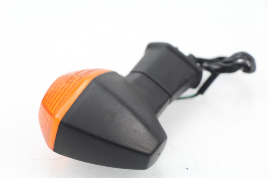 photo de REAR RIGHT TURN SIGNAL SUZUKI GSF N BANDIT 600 (2000 - 2004) - Technical close-up