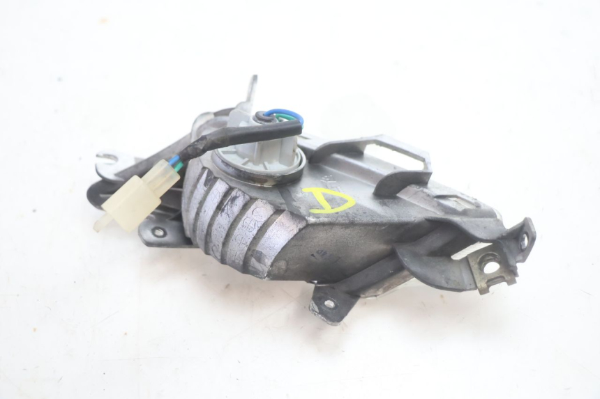 photo de RIGHT REAR TURN SIGNAL KYMCO LIKE 125 (2009 - 2016) - Zoom on usage condition