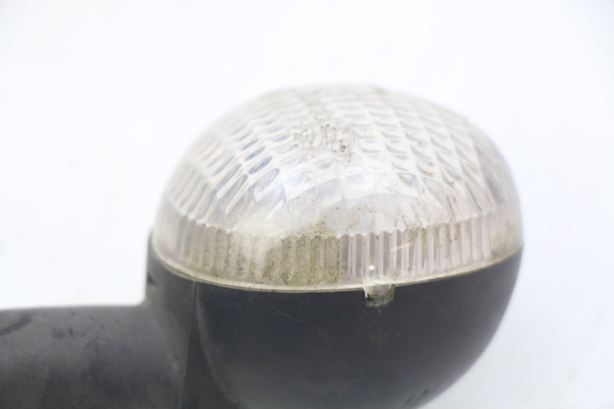 photo de RIGHT REAR TURN SIGNAL PEUGEOT LUDIX 50 (2005 - 2007) - Zoom on usage condition