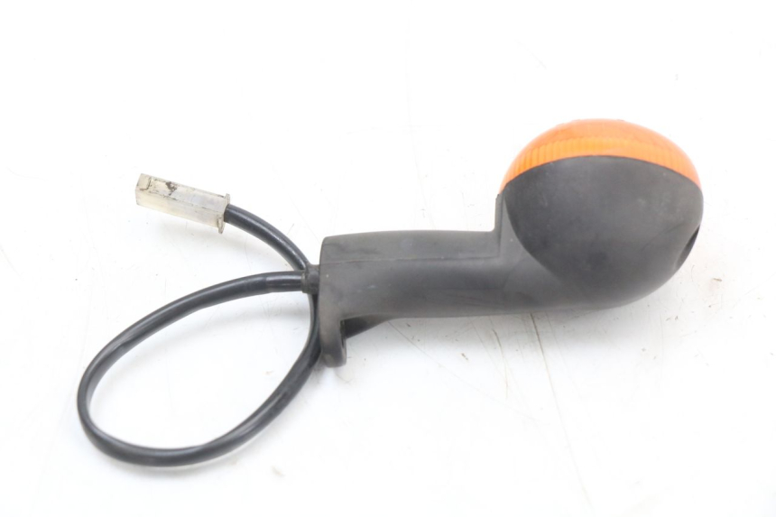 photo de RIGHT REAR TURN SIGNAL PEUGEOT LUDIX 50 (2005 - 2007) - Technical close-up