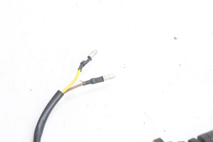 photo de REAR RIGHT TURN SIGNAL RIEJU MRT PRO SUPERMOTARD 50 (2007 - 2018) - Zoom on usage condition