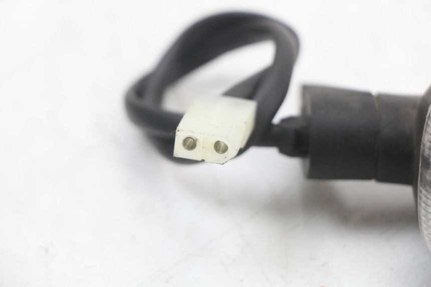 photo de REAR RIGHT TURN SIGNAL MOTO GUZZI NORGE 8V GT 1200 (2011 - 2016) - Fixing points details