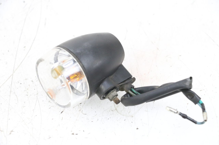 photo de REAR RIGHT TURN SIGNAL SYM ORBIT 2 4T 50 (2008 - 2017) - Zoom on usage condition