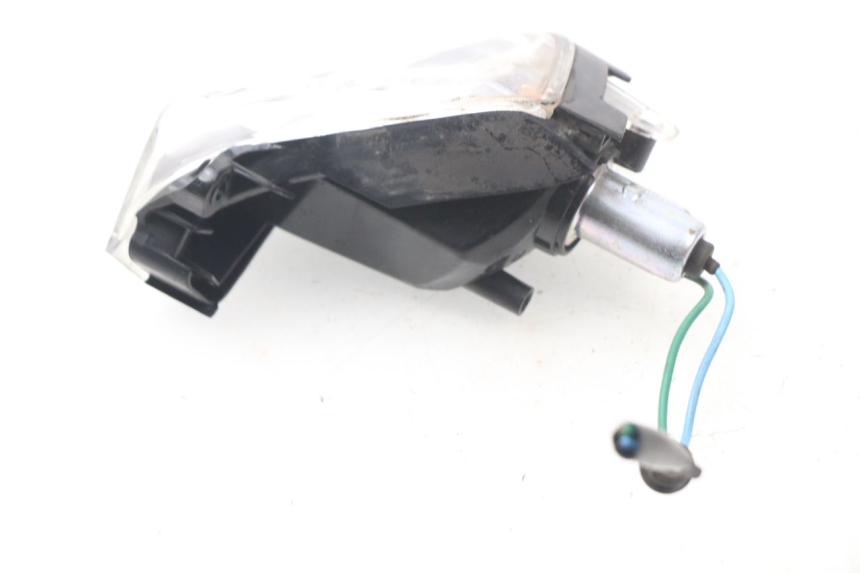 photo de REAR RIGHT TURN SIGNAL HONDA PCX (JF47) 125 (2012 - 2013) - Surface and material condition