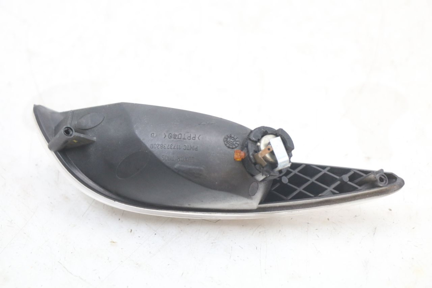 photo de REAR RIGHT TURN SIGNAL PEUGEOT ELYSTAR 50 (2002 - 2014) - Component detail
