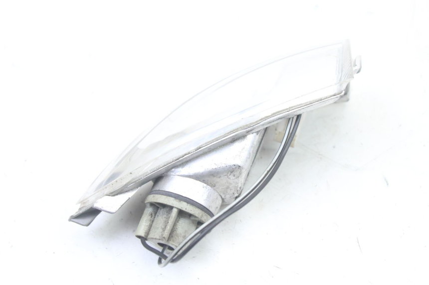 photo de RIGHT REAR TURN SIGNAL PIAGGIO FLY 2T 50 (2004 - 2017) - Zoom on usage condition