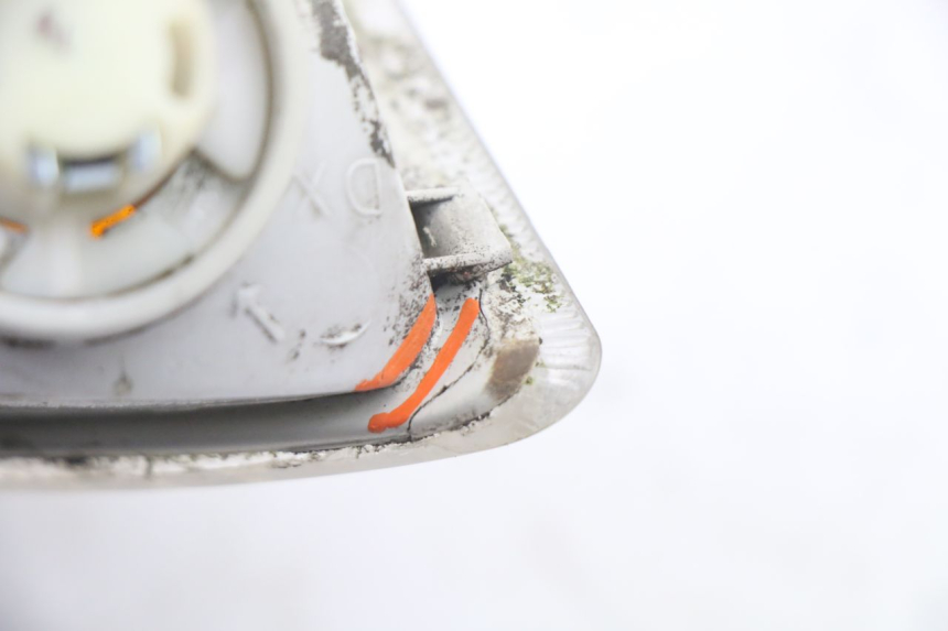 photo de REAR RIGHT TURN SIGNAL PIAGGIO VESPA GRANTURISMO 125 (2003 - 2007) - Product overview