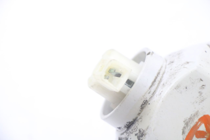 photo de REAR RIGHT TURN SIGNAL PIAGGIO VESPA GRANTURISMO 125 (2003 - 2007) - Surface and material condition