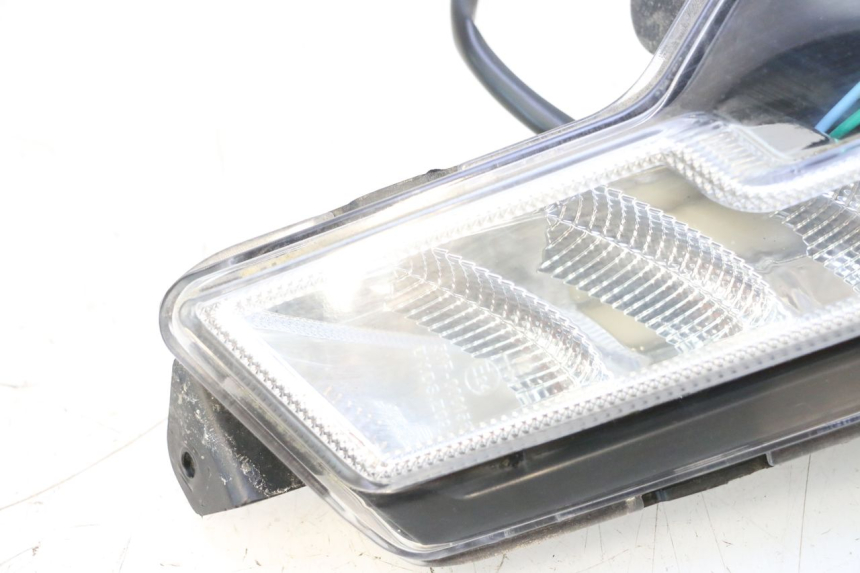 photo de REAR RIGHT TURN SIGNAL EFUN PUSA 1 - Component detail