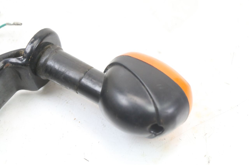 photo de REAR RIGHT TURN SIGNAL REGAL RAPTOR SPYDER 125 (2010 - 2018) - Product overview