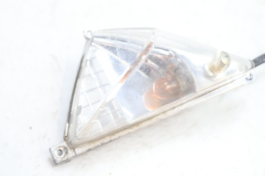 photo de REAR RIGHT TURN SIGNAL RIDE SLASH 2T 50 (2012 - 2014) - Component detail