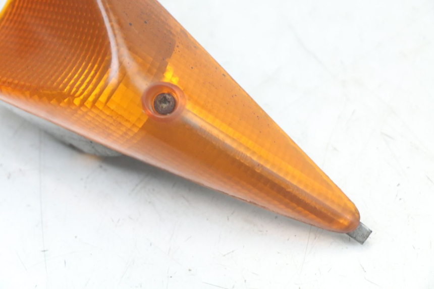 photo de RIGHT REAR TURN SIGNAL PEUGEOT SPEEDFIGHT 100 (1997 - 2007) - Zoom on usage condition