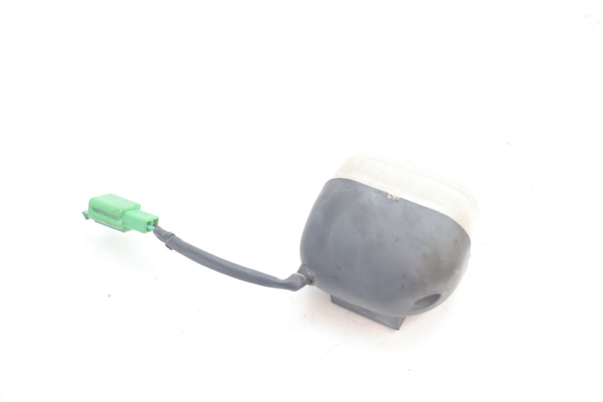 photo de REAR RIGHT TURN SIGNAL MBK STUNT NAKED 50 (2004 - 2018) - Zoom on usage condition