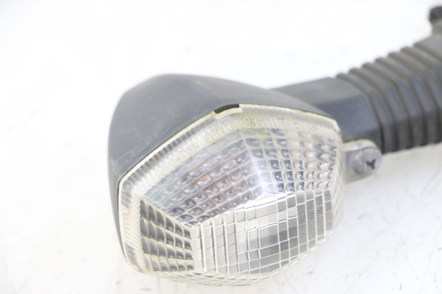 photo de REAR RIGHT TURN SIGNAL SUZUKI GSX F GSXF 650 (2007 - 2015) - Zoom on usage condition