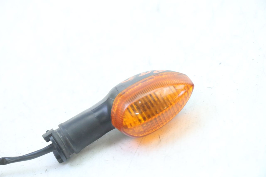 photo de RIGHT REAR TURN SIGNAL YAMAHA TDM ABS 900 (2002 - 2014) - Zoom on usage condition