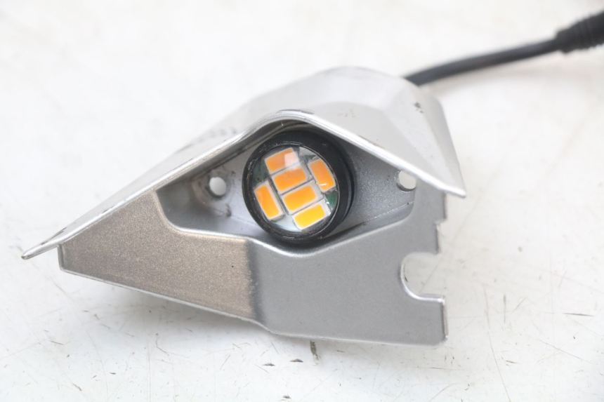 photo de REAR RIGHT TURN SIGNAL DUALTRON TOGO PLUS 1 - Zoom on usage condition