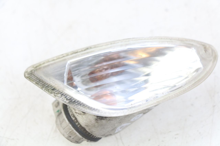 photo de RIGHT REAR TURN SIGNAL PIAGGIO VESPA LXV 125 (2006 - 2009) - Zoom on usage condition