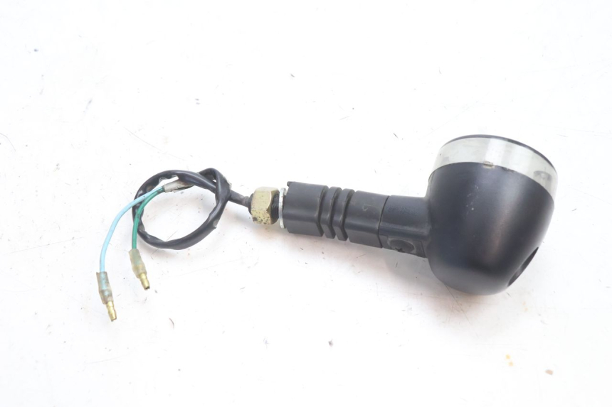photo de REAR RIGHT TURN SIGNAL DAELIM VJ ROADWIN 125 (2004 - 2007) - Alternative perspective