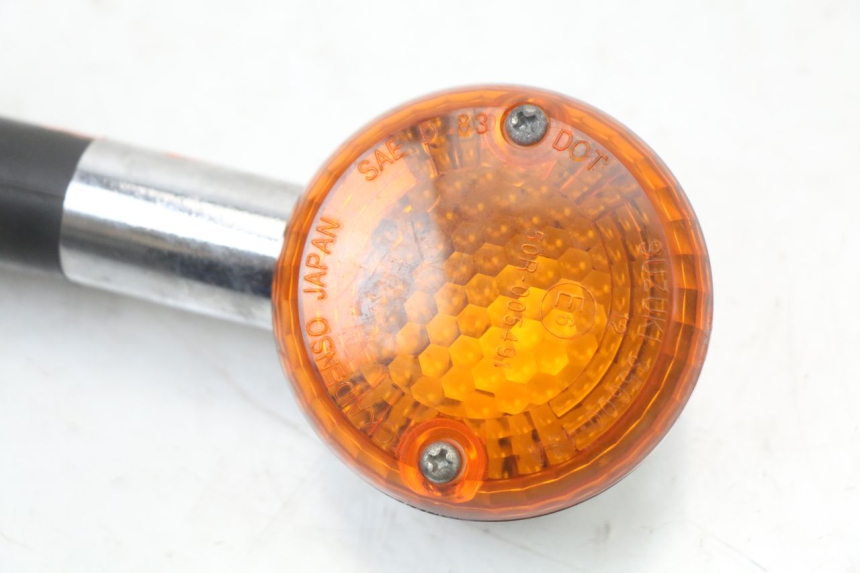 photo de REAR RIGHT TURN SIGNAL SUZUKI VL INTRUDER 125 (2004 - 2007) - Component detail