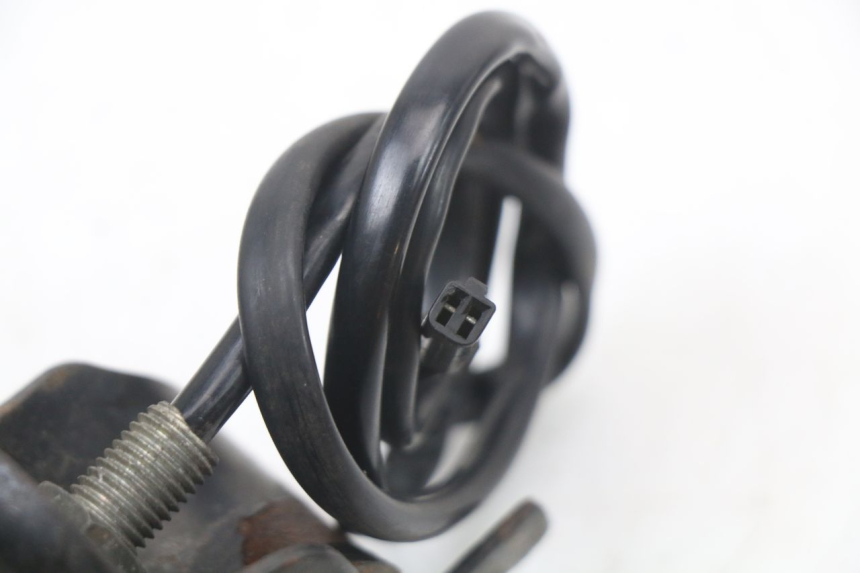 photo de REAR RIGHT TURN SIGNAL SUZUKI VL INTRUDER 125 (2004 - 2007) - Surface and material condition