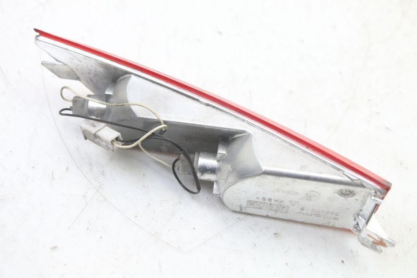 photo de RIGHT REAR TURN SIGNAL PIAGGIO XEVO - X EVO 125 (2007 - 2017) - Product overview