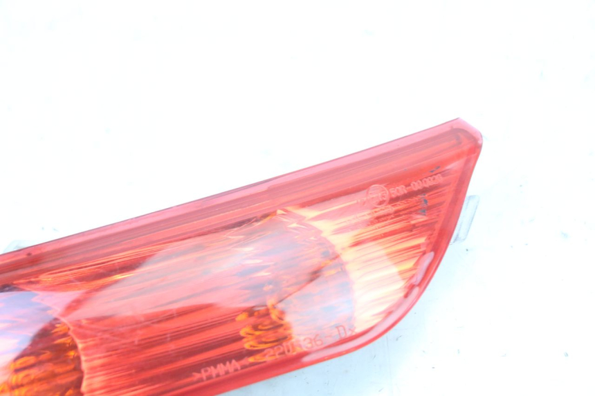photo de RIGHT REAR TURN SIGNAL PIAGGIO XEVO - X EVO 125 (2007 - 2017) - Zoom on usage condition