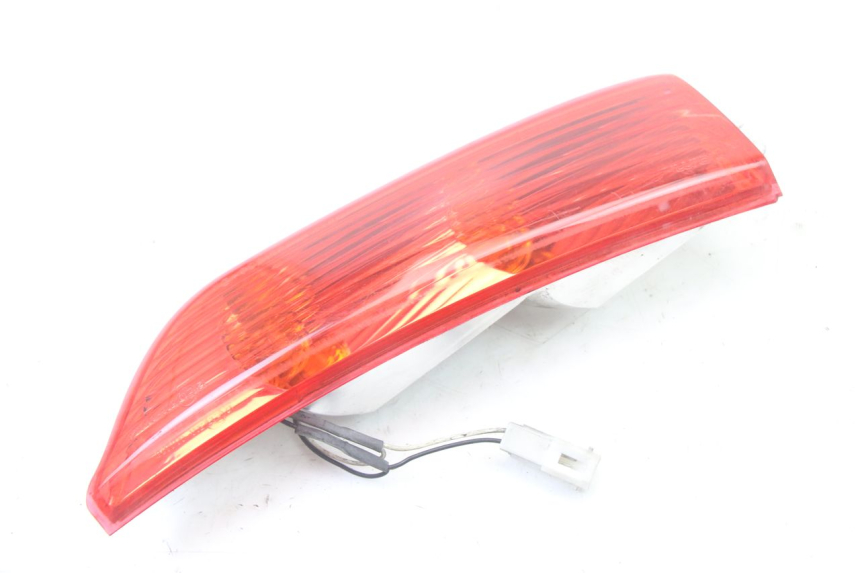 photo de RIGHT REAR TURN SIGNAL PIAGGIO XEVO - X EVO 125 (2007 - 2017) - Alternative perspective