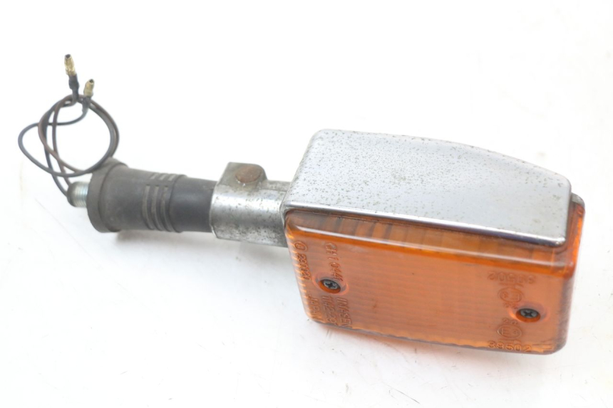 photo de REAR RIGHT TURN SIGNAL YAMAHA XJ F 900 (1983 - 1994) - Alternative perspective
