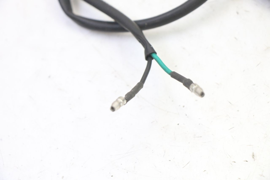 photo de REAR RIGHT TURN SIGNAL YAMAHA XJ6 ABS 600 (2008 - 2016) - Technical close-up